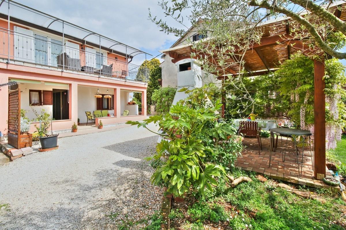 Lorena Apartments Umag Extérieur photo