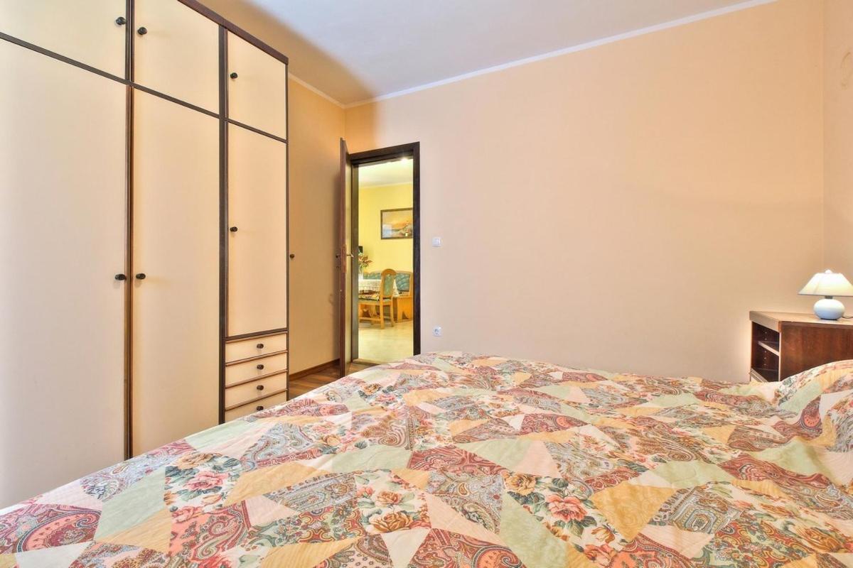 Lorena Apartments Umag Extérieur photo