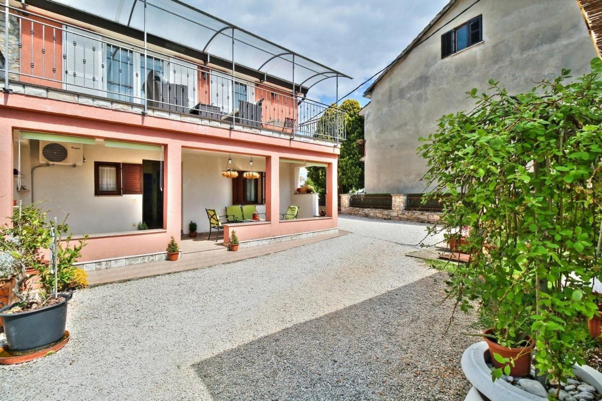 Lorena Apartments Umag Extérieur photo