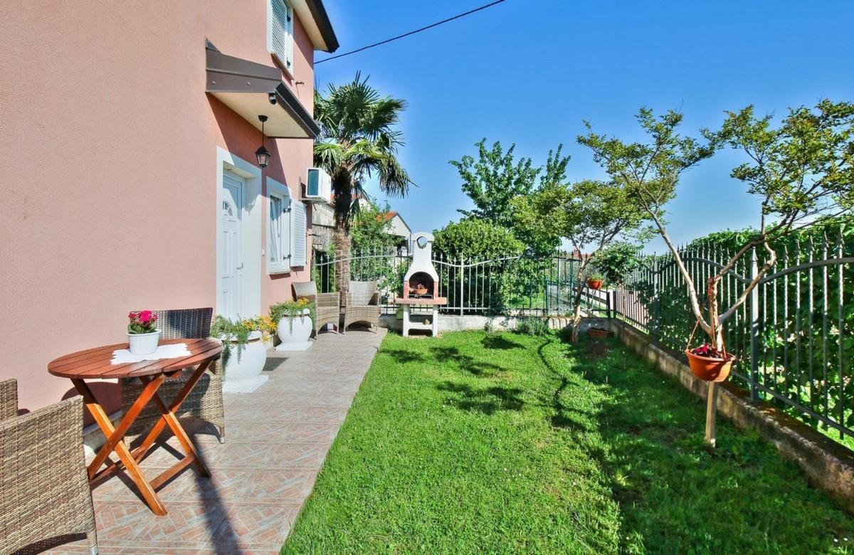 Lorena Apartments Umag Extérieur photo